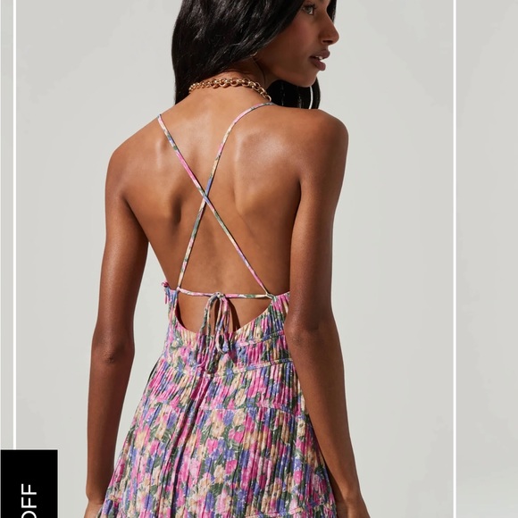 Dress worn once - Picture 9 of 9